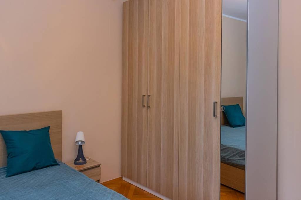 Apartament Brama Chlebnicka Danzica Esterno foto